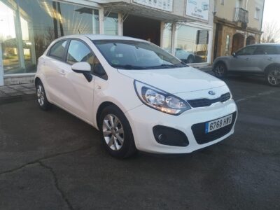 KIA RIO 1.4DIESEL  90CV AÑO2014