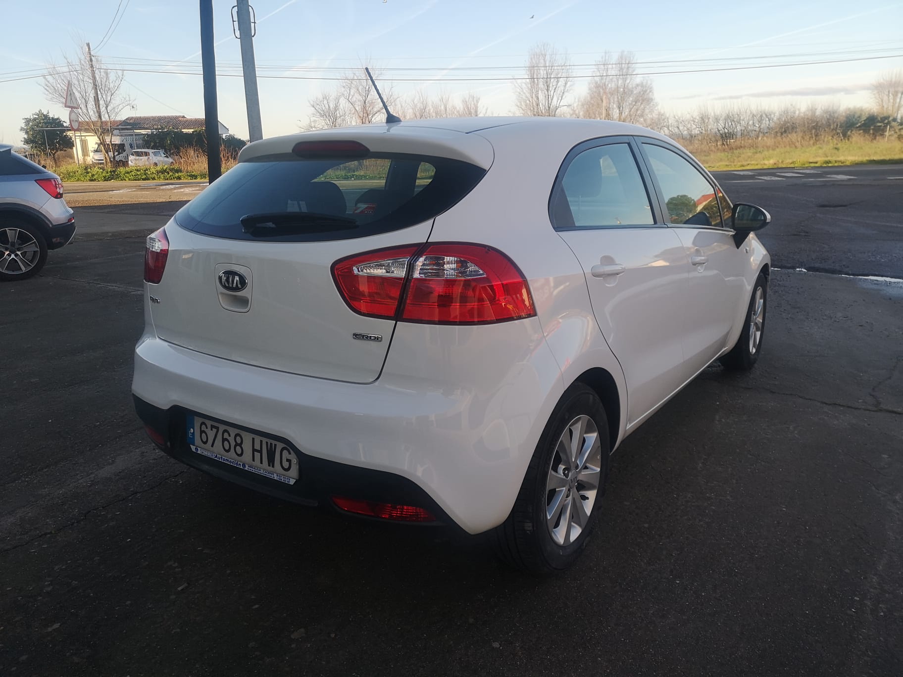 KIA RIO 1.4DIESEL 90CV AÑO2014 - Imagen 7